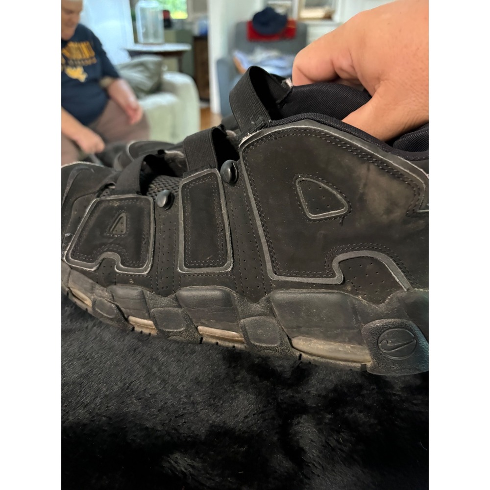 Nike Air More Uptempo 96 Triple Black Mens Basketball Shoes 414962-004 Size 12 - Picture 3 of 4